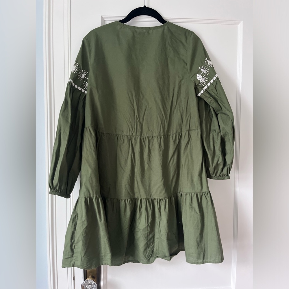 Zara Mini Green Embroidered Dress Like New - Picture 9 of 9